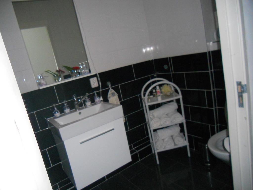 Sewdien'S Apartment Maashaven Rotterdam Pokój zdjęcie
