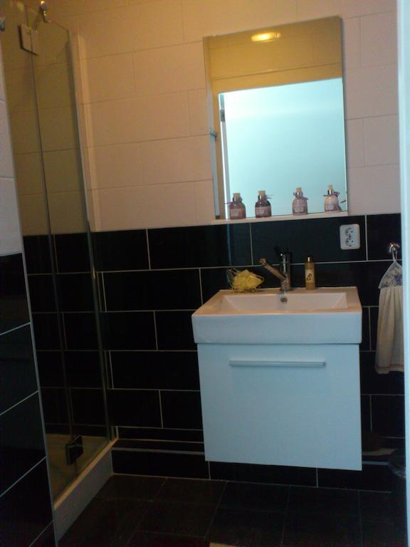 Sewdien'S Apartment Maashaven Rotterdam Pokój zdjęcie